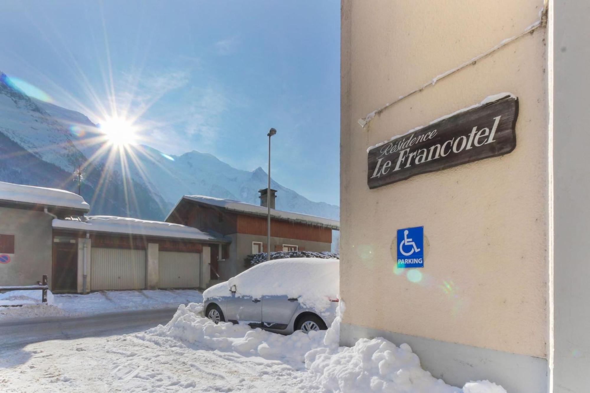 Les Pecles Mt Blanc - Chamonix Center Apartment ภายนอก รูปภาพ