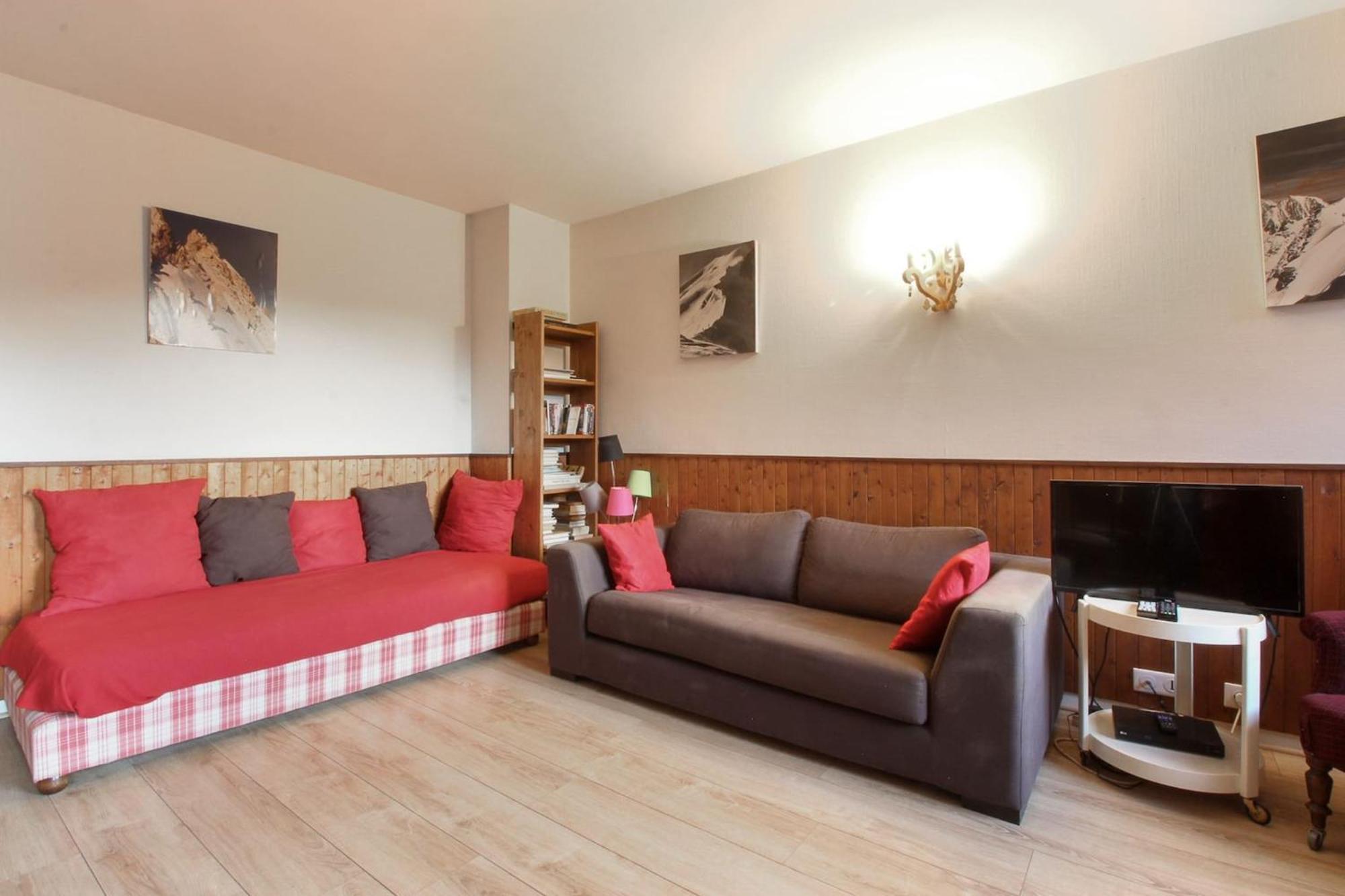 Les Pecles Mt Blanc - Chamonix Center Apartment ภายนอก รูปภาพ