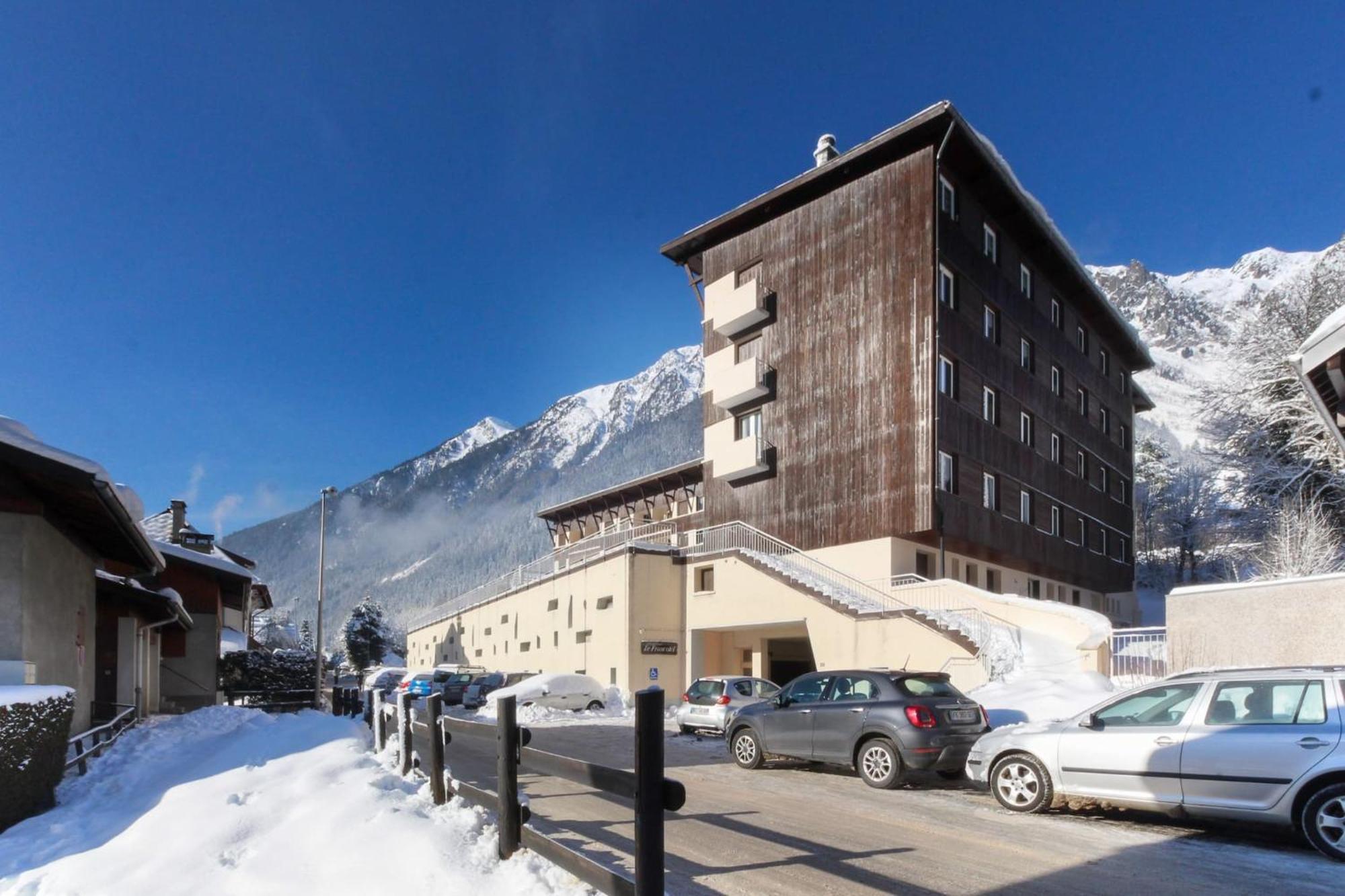Les Pecles Mt Blanc - Chamonix Center Apartment ภายนอก รูปภาพ