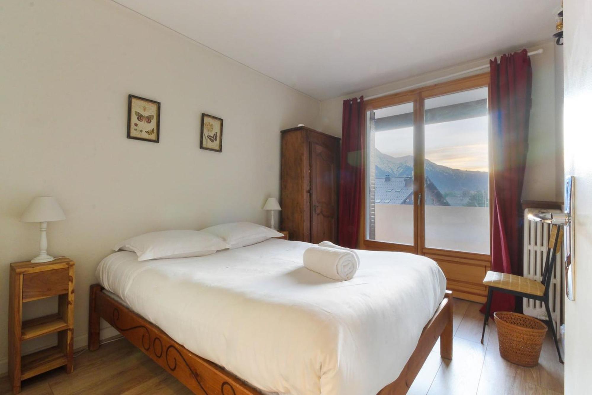 Les Pecles Mt Blanc - Chamonix Center Apartment ภายนอก รูปภาพ