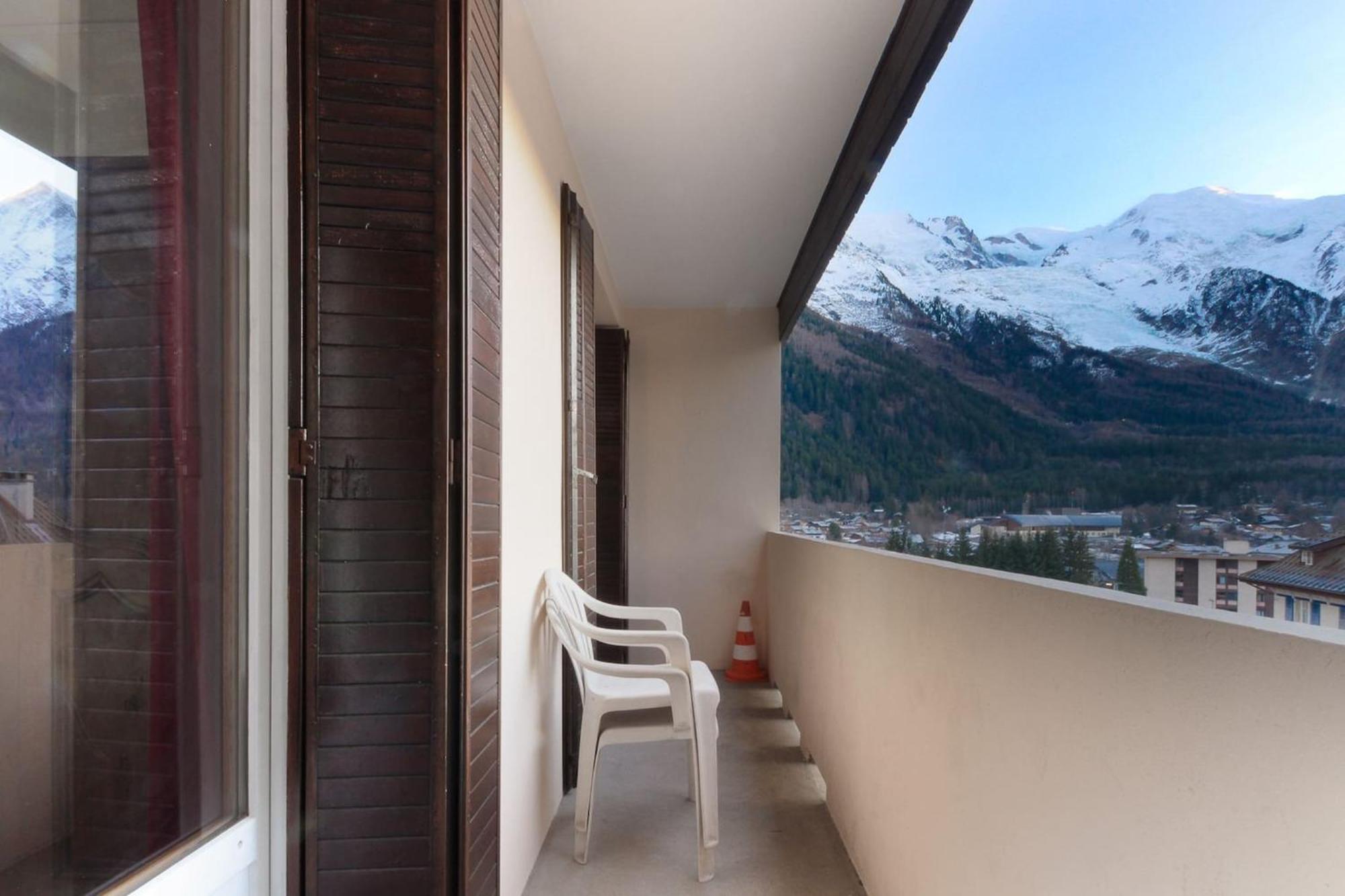Les Pecles Mt Blanc - Chamonix Center Apartment ภายนอก รูปภาพ